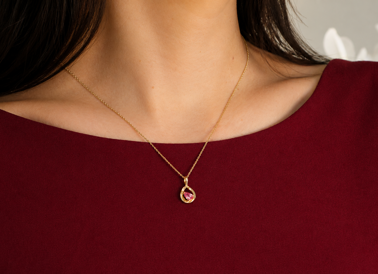 0.33 ct. Pink Diamond Solitaire Pendant Necklace in 18K Gold – IGI Certified | Lotus Petal Limited Edition